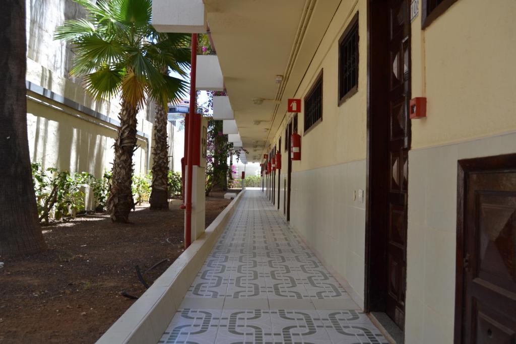 Apartamentos Don Quijote ปลายา เดล อิงเกลส ภายนอก รูปภาพ